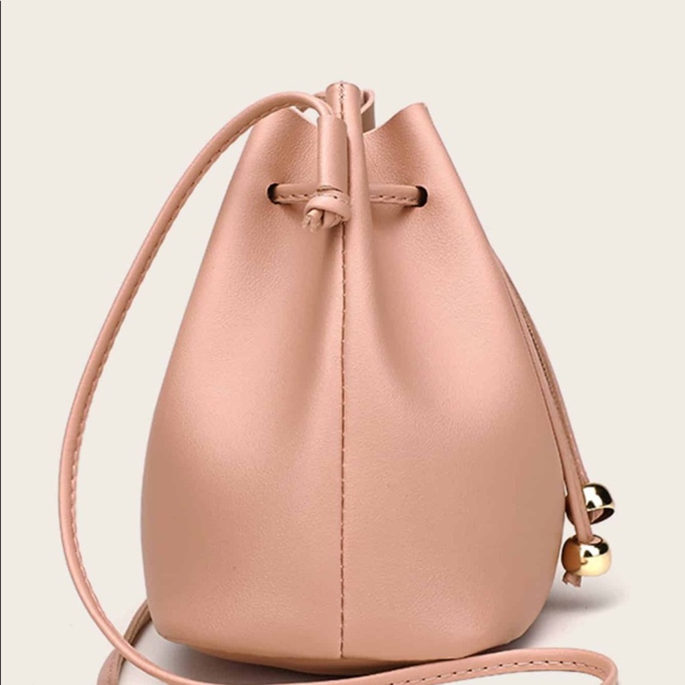 Blush bucket style bag - Picture 3 of 6